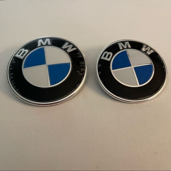 BMW Emblems for Hood & Trunk set of 2 Blue & Silver NWT - Picture 5 of 9